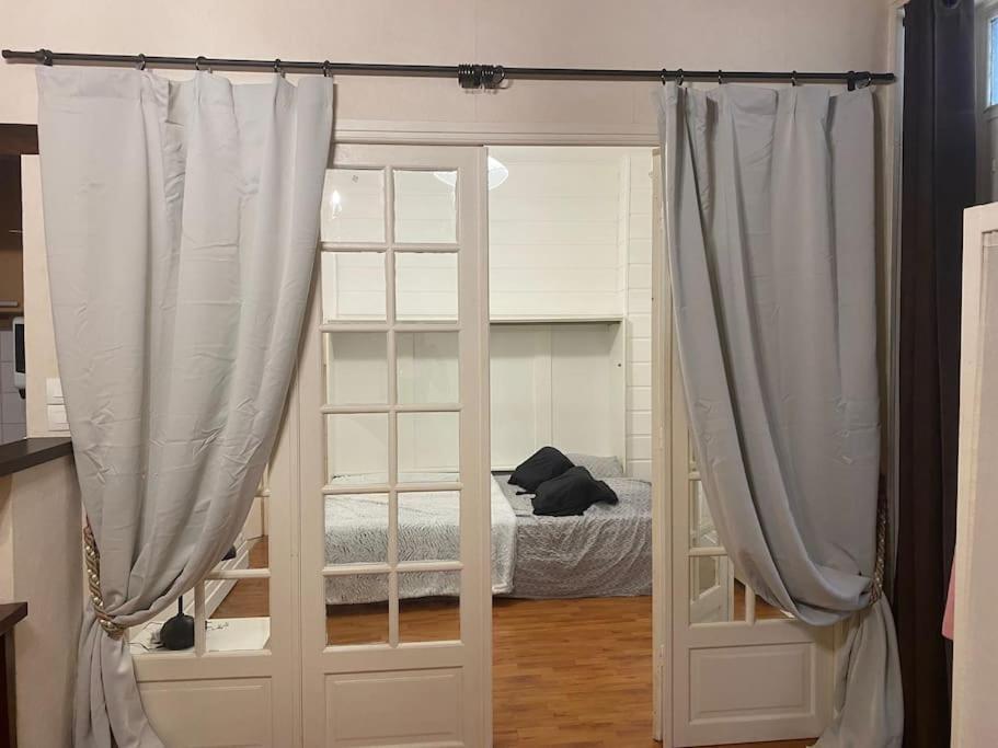 Appartement Design Champ De Mars, 2 Pieces Quartier Tour Eiffel Paris Exterior photo